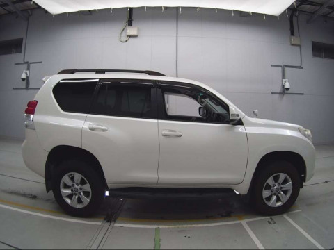 2012 Toyota Land Cruiser Prado TRJ150W[1]