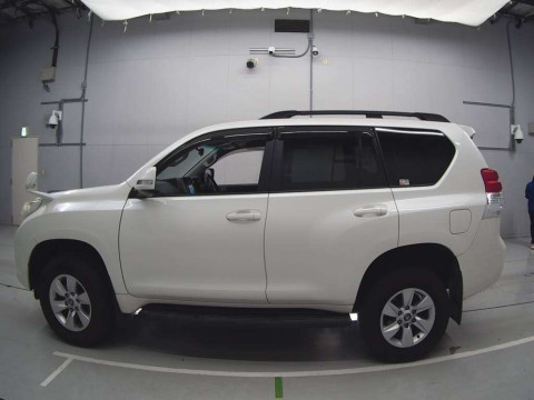 2012 Toyota Land Cruiser Prado TRJ150W[2]