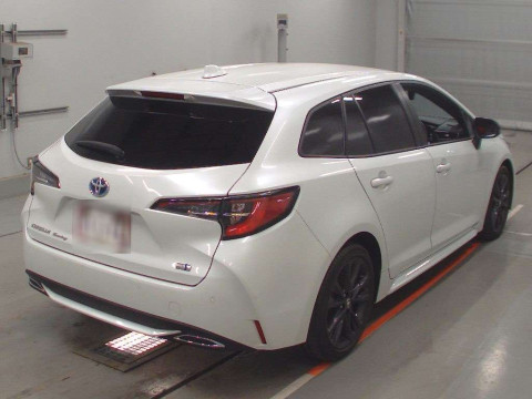 2022 Toyota Corolla Touring Wagon ZWE211W[1]