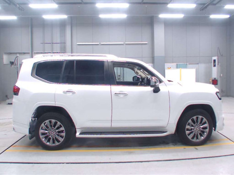 2023 Toyota Land Cruiser VJA300W[2]