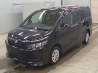 2014 Toyota Voxy