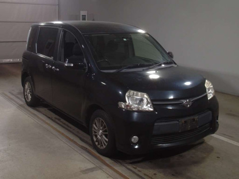 2014 Toyota Sienta NCP81G[2]