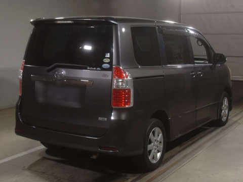 2008 Toyota Noah ZRR75W[1]