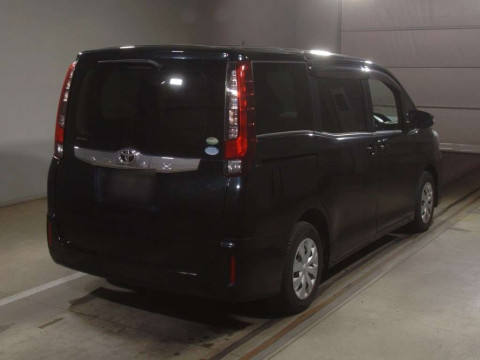 2016 Toyota Noah ZRR80G[1]