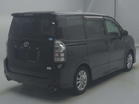 2010 Toyota Voxy ZRR70W[1]