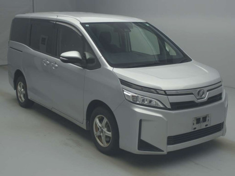 2017 Toyota Voxy ZRR85G[2]