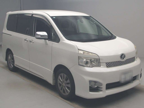 2012 Toyota Voxy ZRR70W[2]