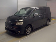 2010 Toyota Voxy