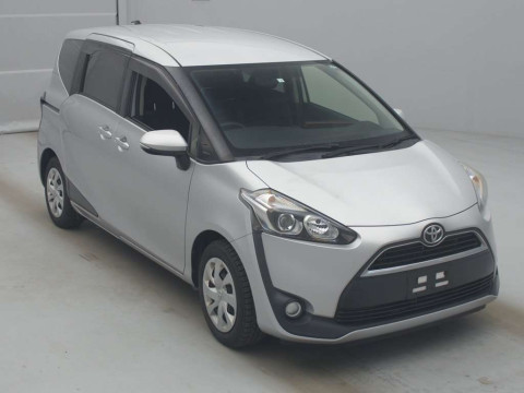 2016 Toyota Sienta NSP170G[2]