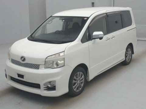 2011 Toyota Voxy ZRR70W[0]