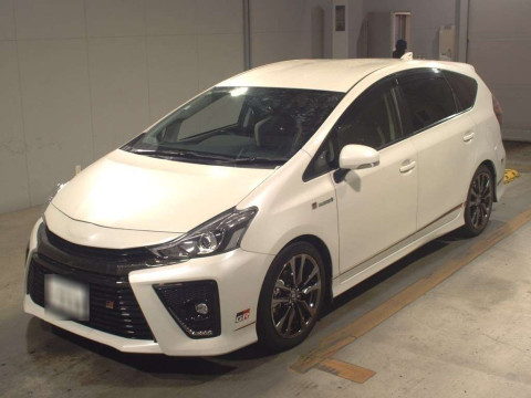 2019 Toyota Prius alpha ZVW41W[0]