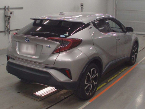 2018 Toyota C-HR ZYX10[1]