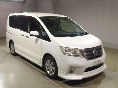 2012 Nissan Serena FC26[2]