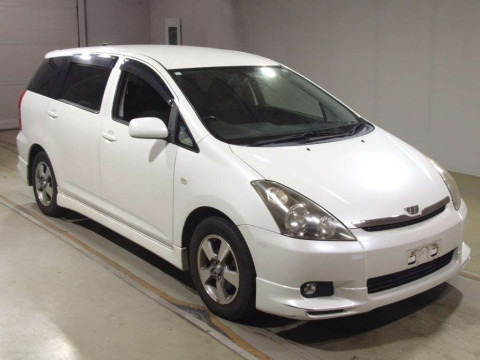 2005 Toyota Wish ZNE10G[2]