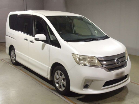 2012 Nissan Serena FC26[2]