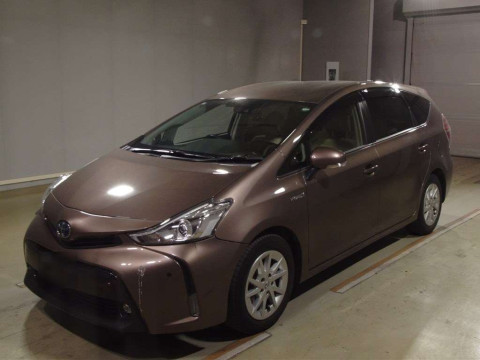 2015 Toyota Prius alpha ZVW41W[0]