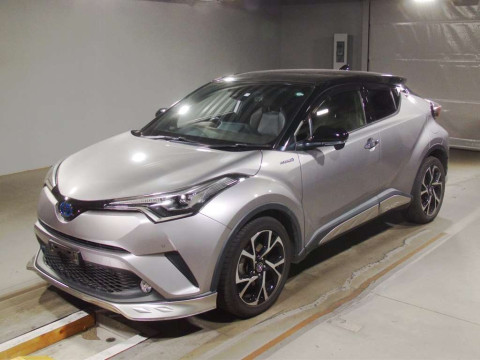 2018 Toyota C-HR ZYX10[0]