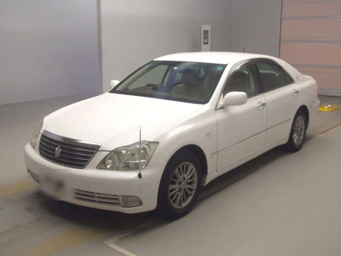 2005 Toyota Crown GRS182[0]