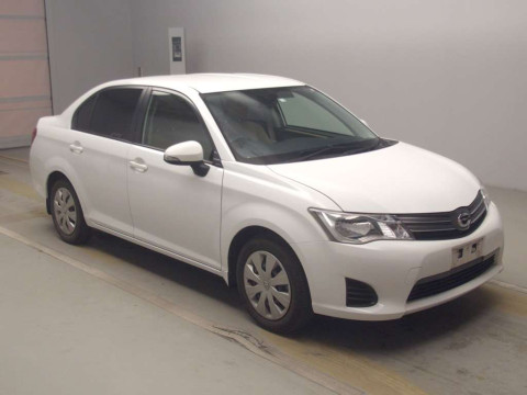 2014 Toyota Corolla Axio NZE161[2]