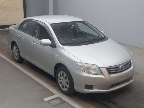 2010 Toyota Corolla Axio NZE141[2]