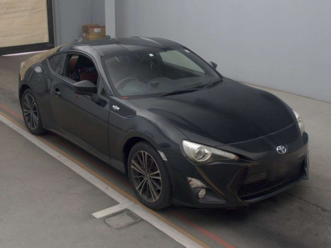 2012 Toyota 86 ZN6[2]