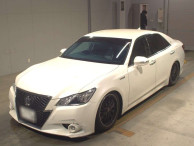 2015 Toyota Crown Hybrid