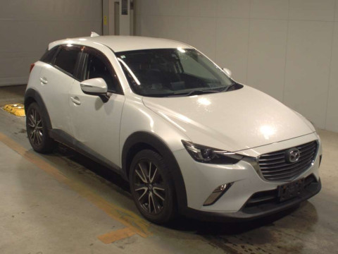 2016 Mazda CX-3 DK5FW[2]