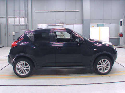 2012 Nissan JUKE YF15[2]