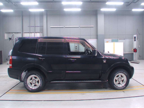 2005 Mitsubishi Pajero V73W[2]