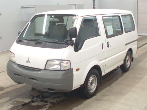 2009 Mitsubishi Delica Van SK82MM[0]