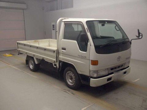 1997 Toyota Toyoace Truck YY101[2]