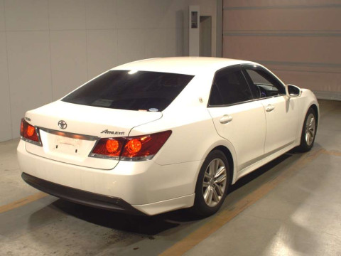 2014 Toyota Crown GRS210[1]