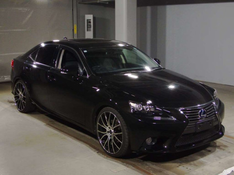 2013 Lexus IS AVE30[2]