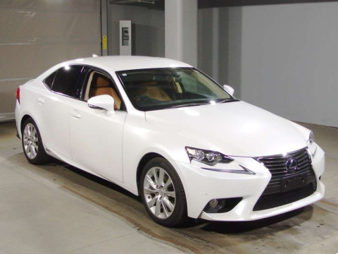 2014 Lexus IS AVE30[2]