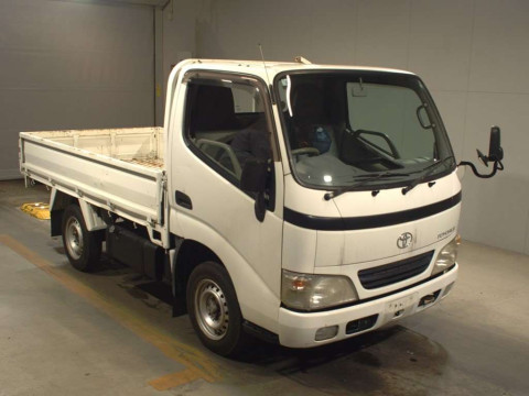 2004 Toyota Toyoace Truck TRY220[2]