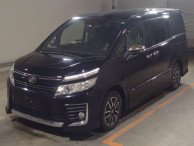 2015 Toyota Voxy