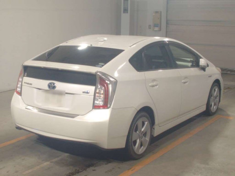 2013 Toyota Prius ZVW30[1]