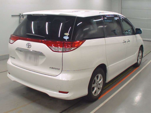 2010 Toyota Estima ACR55W[1]