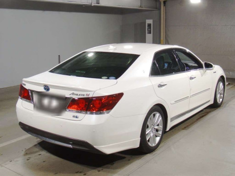 2014 Toyota Crown Hybrid AWS210[1]