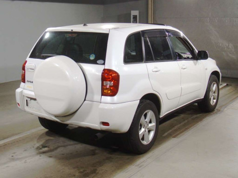 2005 Toyota RAV4 ZCA26W[1]