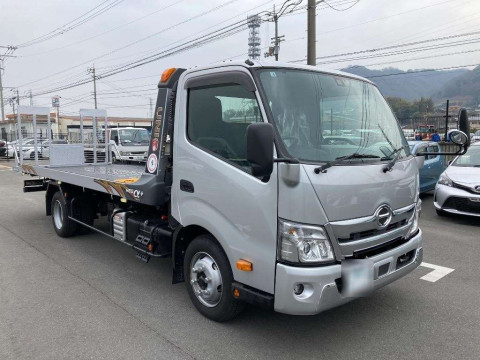 2022 Hino DUTRO XZU722M[2]