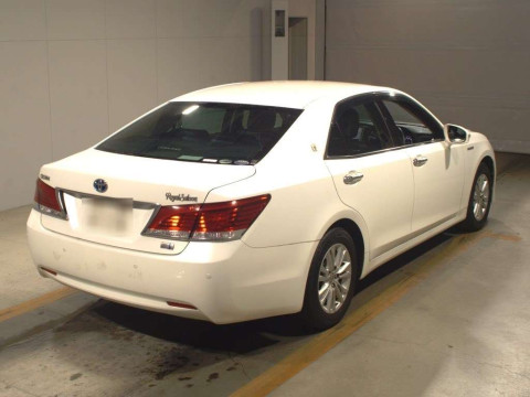 2015 Toyota Crown Hybrid AWS210[1]