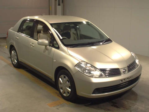 2006 Nissan Tiida Latio SC11[2]