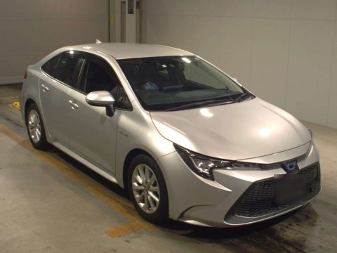 2020 Toyota Corolla Sedan ZWE211[2]