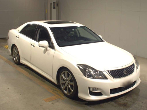 2009 Toyota Crown GRS200[2]