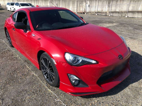 2012 Toyota 86 ZN6[2]