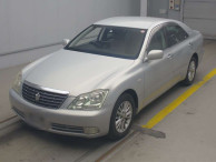 2004 Toyota Crown