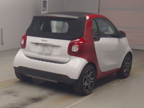 2016 Smart fortwo 453444[1]