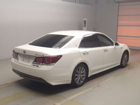 2018 Toyota Crown Hybrid AWS210[1]