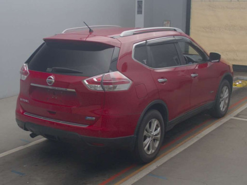 2016 Nissan X-Trail HNT32[1]